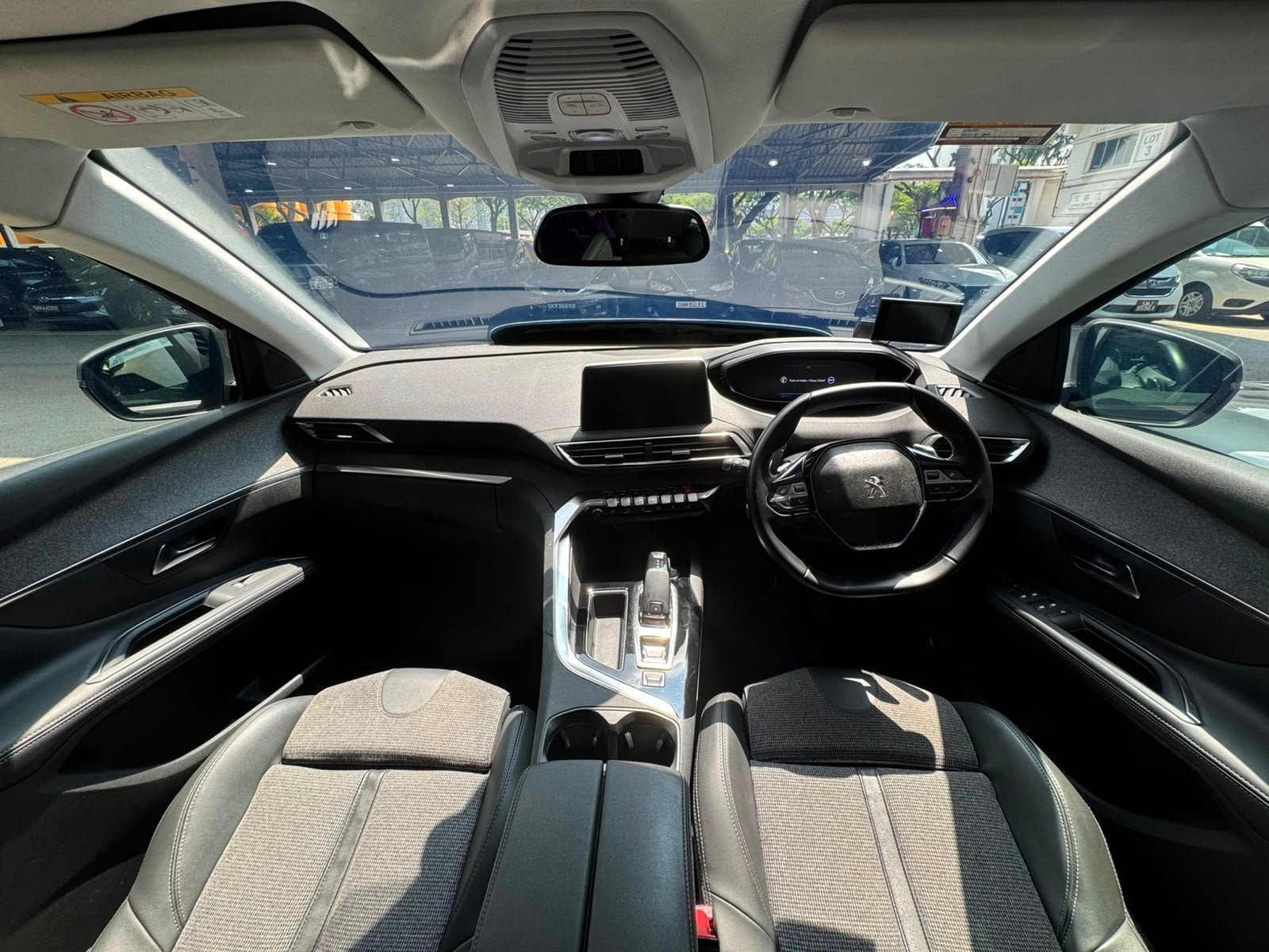 Peugeot 5008 1.2 PureTech Allure photo 6